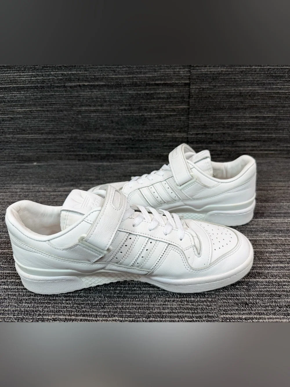 adidas Forum 84 Low Triple White Leather Shoes Men’s 9.5